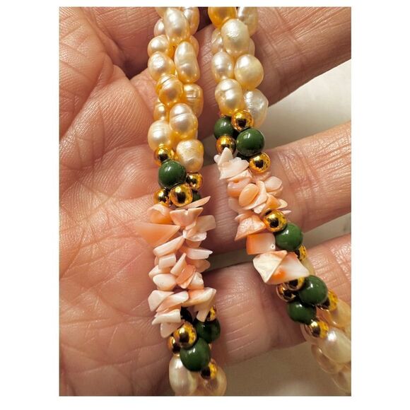 Freshwater  rice Pearl and coral cluster three strand twist necklace - Picture 2 of 7